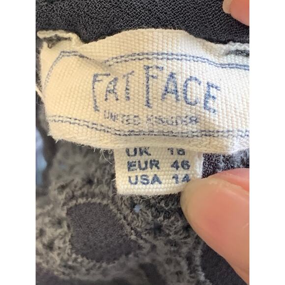 FatFace Women's Regular Fit Tunic Blouse Cap Sleeve Solid Black Size 14 - Picture 3 of 5